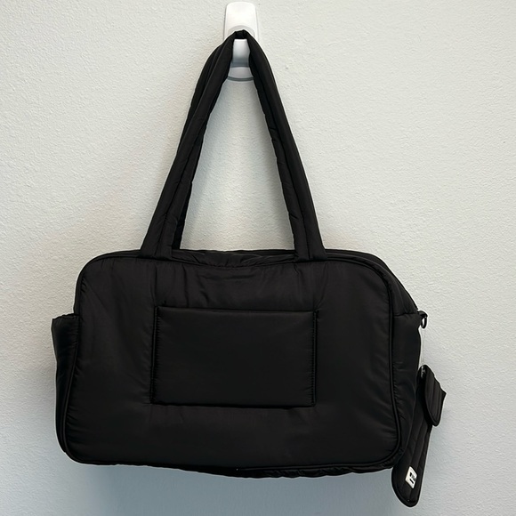 Wilo The Label | 🖤 Weekender Travel Bag Set w/ Eye Glass Case & Extra Bag - Picture 7 of 12